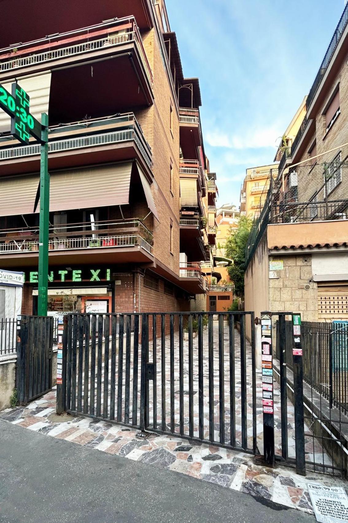 Mom'S Home - A Few Stops From The City Centre Roma Exterior foto